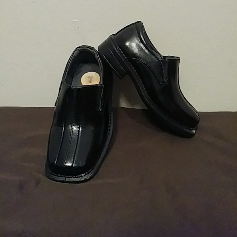 Toddler dress shoes